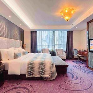 Emerald Suite